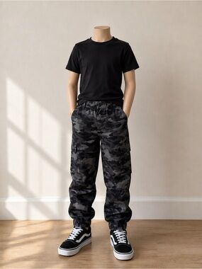 Weatherproof Vintage Boys 10/12 Black Camo Fleece Lined Cargo Joggers